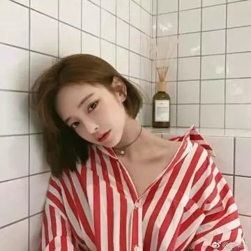 春闺三凤